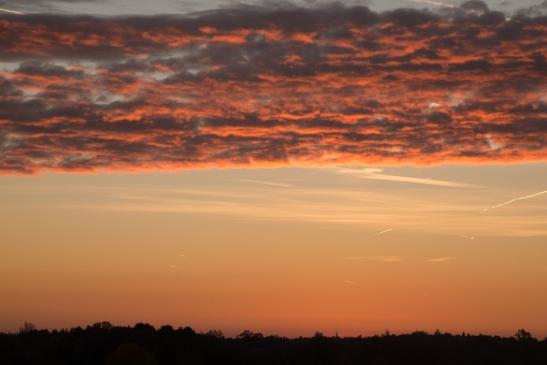 Morgenrot kurz vor Sonnenaufgang am 03.10.2012