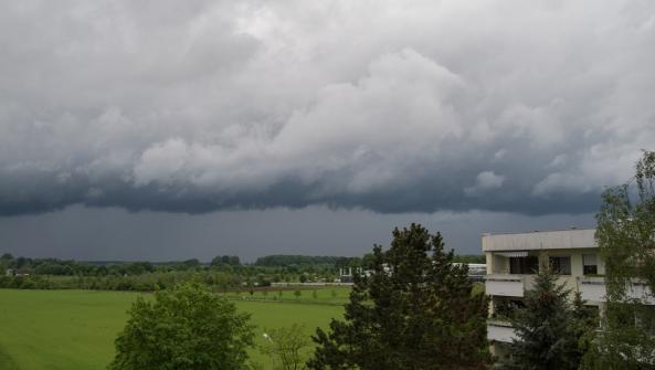 Gewitter nach Dauerregen am 07.05.2014